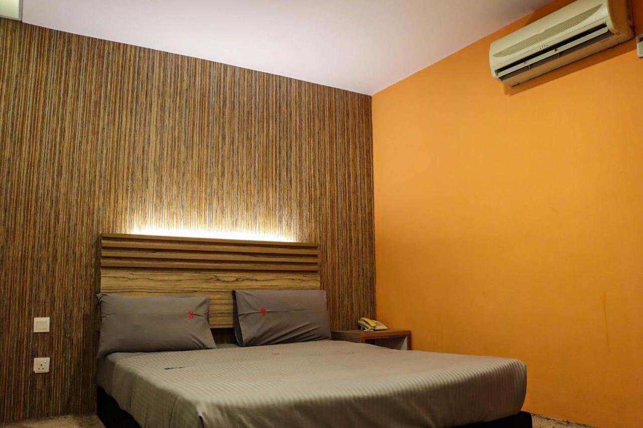 Classical Boutique Hotel Пухонг Екстериор снимка